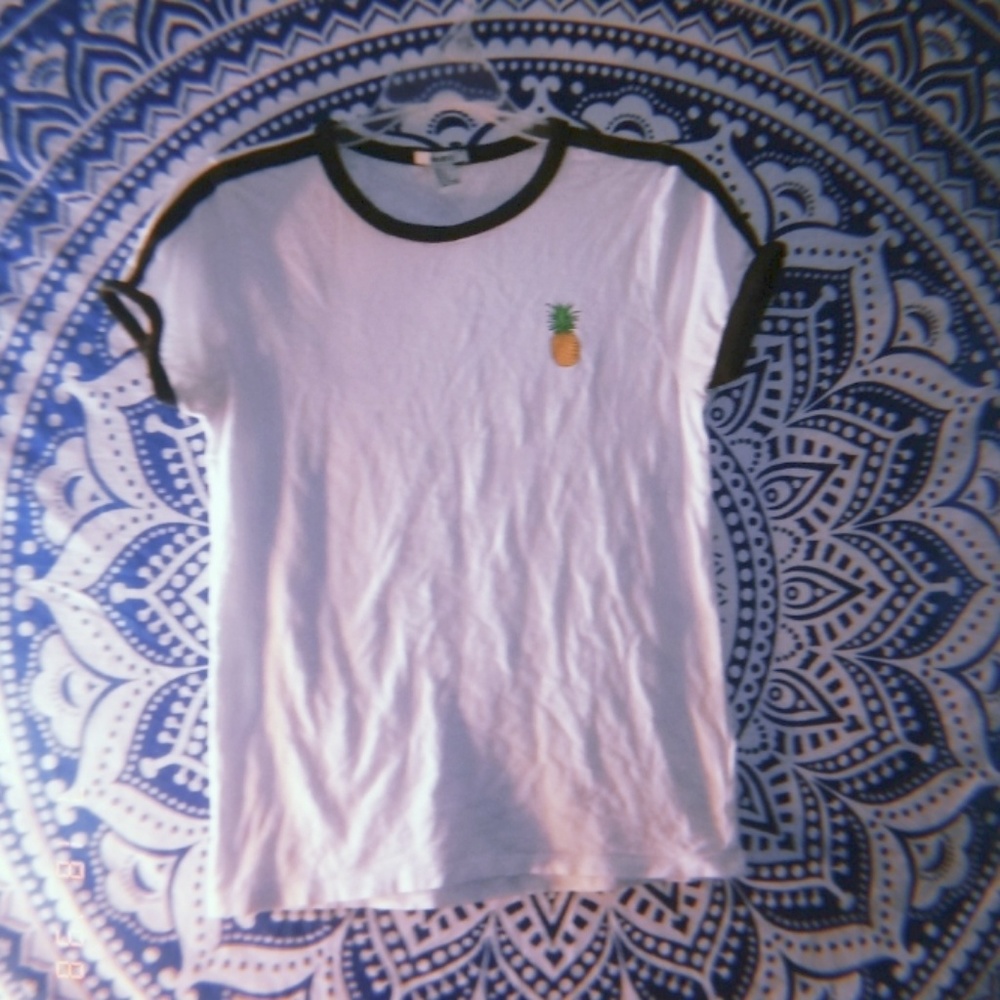 White t shirt